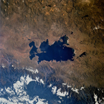 Lake Titicaca, Bolivia and Peru.jpg (41709 bytes)