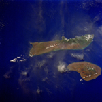 Lanai and Molokai.jpg (26243 bytes)